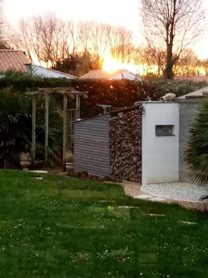 L'eden naturiste Challans Exterior foto