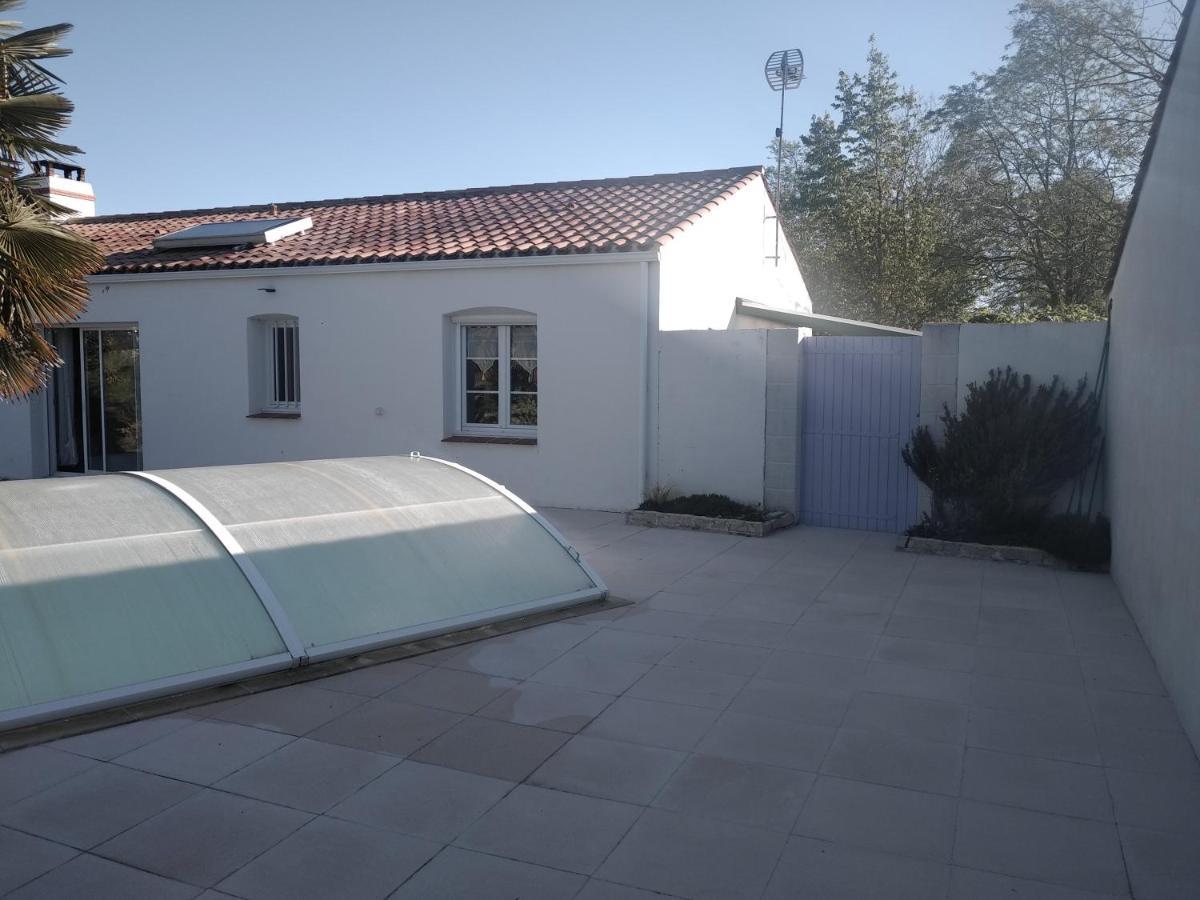 L'eden naturiste Challans Exterior foto